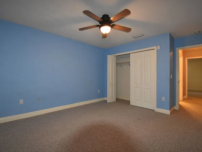 2414 SW 98th Dr — Photo 12