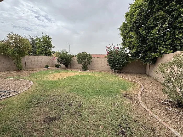 15940 N 86th Ln — Photo 24