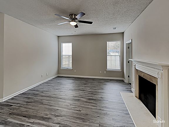 4th image of 3348 Forest Glen Dr