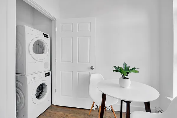 Rented by Compass | media 19