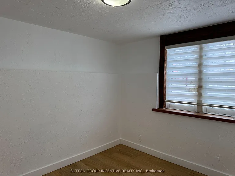 233 Ellerslie Ave #2 — Photo 3
