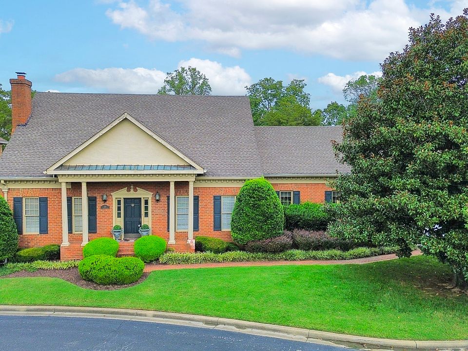 1st image of 101 Carriage Ln