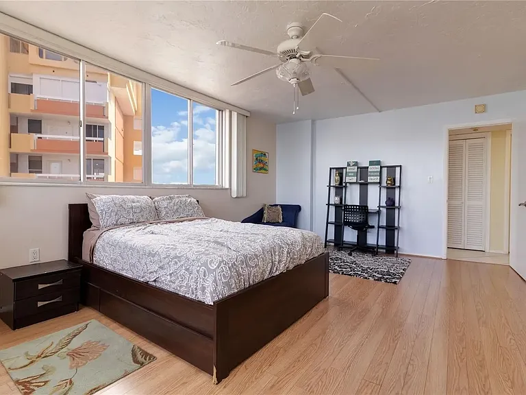 17920 Gulf Blvd #1401 — Photo 36