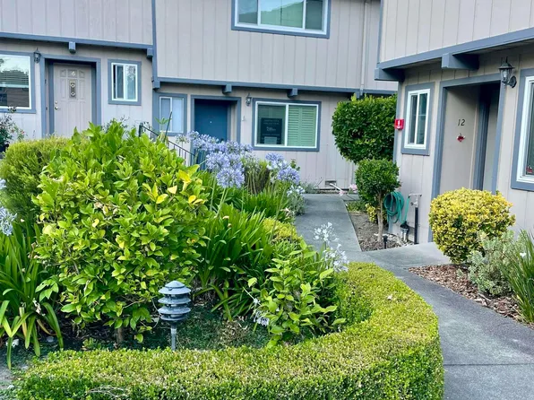 2129 Ascot Dr APT 15, Moraga, CA 94556