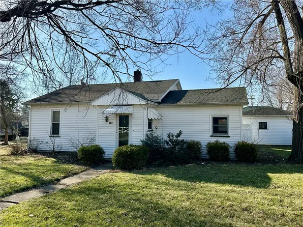 502 E Wood St, Paris, IL 61944