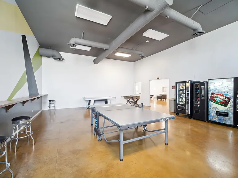 The Rose Apartments — Photo 12