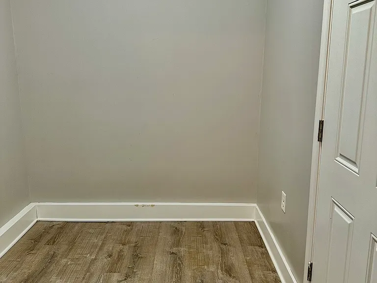 172 Shrewsbury Dr — Photo 27