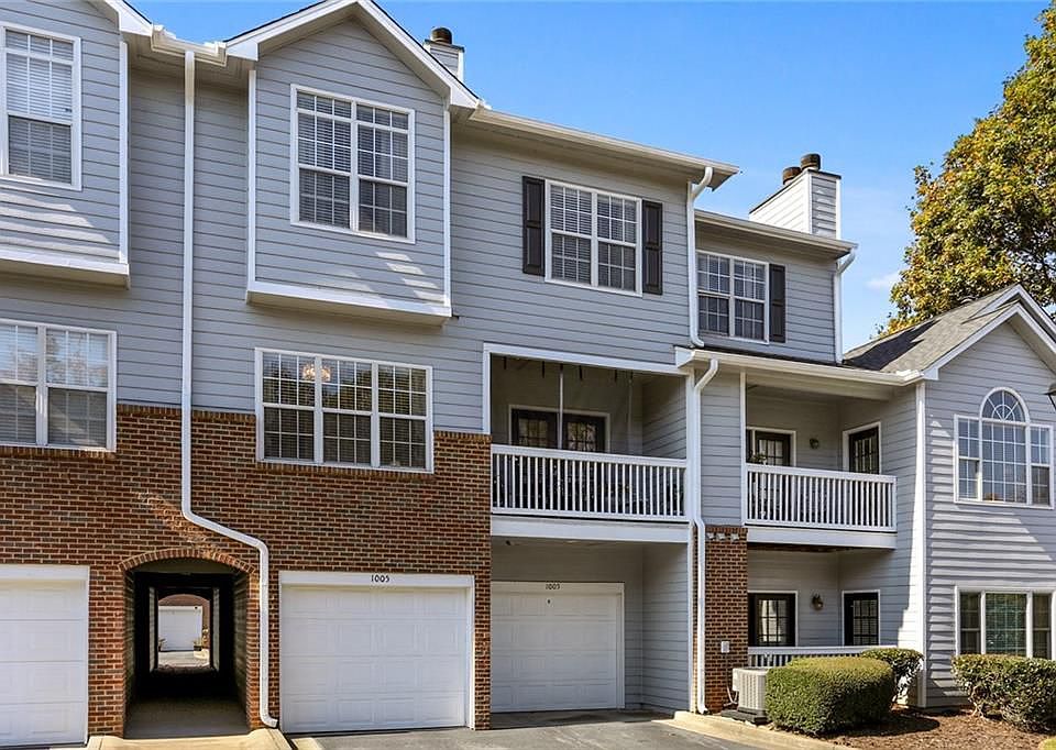 1st image of 1005 Vinings Forest Ln SE #10