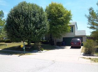 143 Country Wood Dr, Whiteland, IN