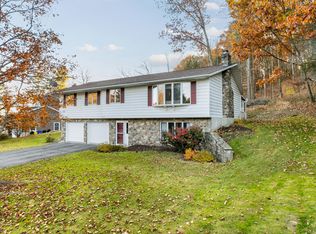 1137 Greenwood Gln, Endwell, NY 13760