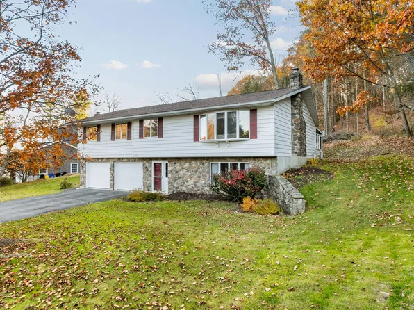 1137 Greenwood Gln, Endwell, NY 13760