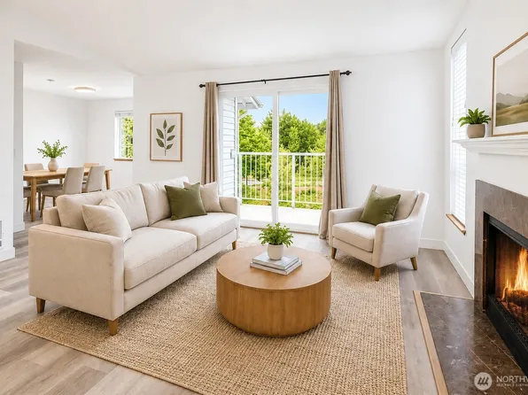 7453 Newcastle Golf Club Road #J301, Newcastle, WA 98059