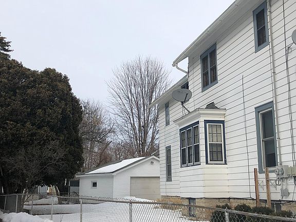 2nd image of 1200 Waugoo Ave #A