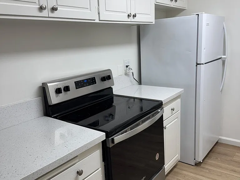 4605 Sylmar Ave — Photo 14
