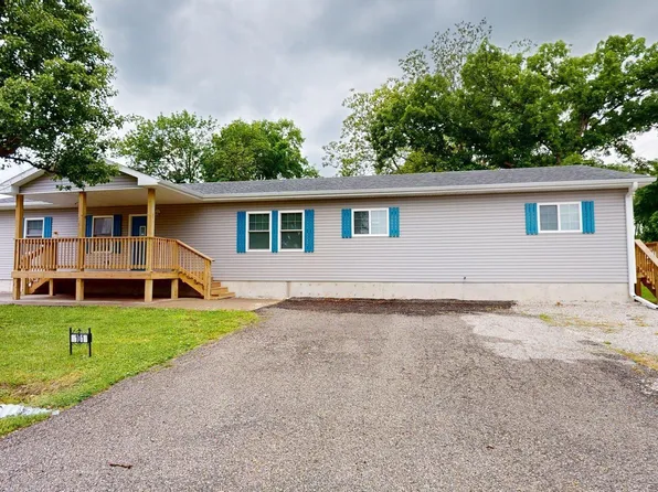 101 N Vermont St, Green Ridge, MO 65332