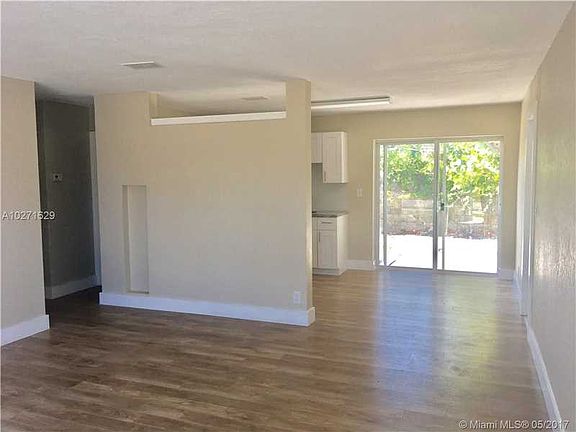 5th image of 4360 SW 23rd Ct