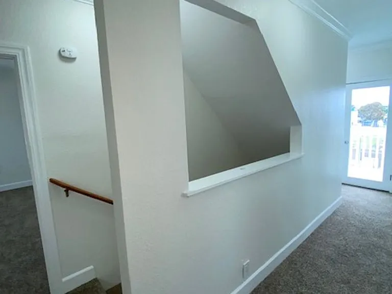 585 Laine St — Photo 15