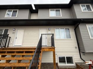 920 40th Ave N #4, Lethbridge, AB T1H7G9