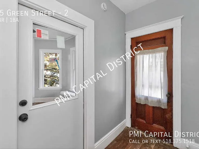 25 Green St #2 — Photo 15