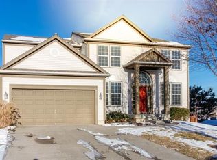 8730 Sunray Dr, Shawnee, KS 66227