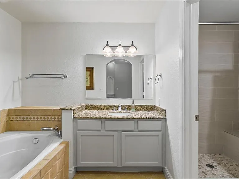 1342 Seven Eagles Ct — Photo 24