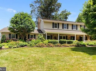 1385 Detwiler Dr, York, PA 17404