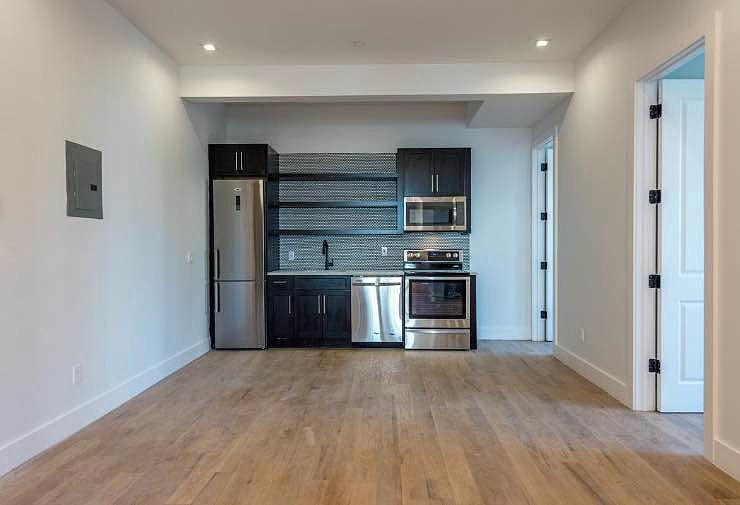 1st image of 194 Montrose Ave #2S