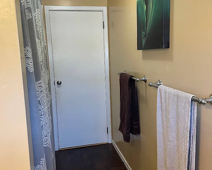 820 W Winding Way — Photo 8
