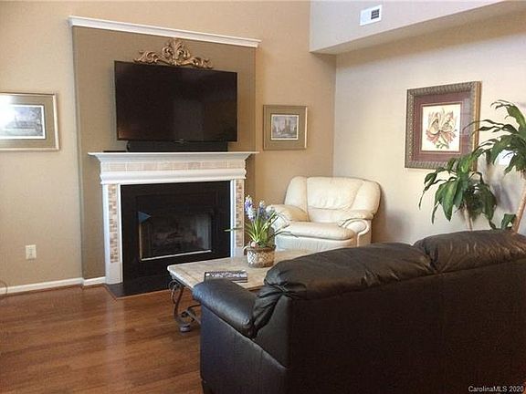 2nd image of 10526 Glory Meadow Ct