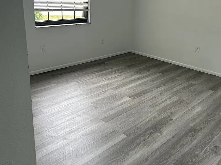 1028 Hickory Rd — Photo 13