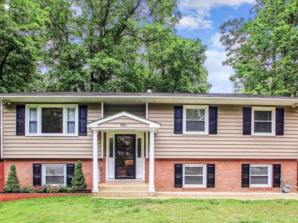 992 Seville Ct, Arnold, MD 21012