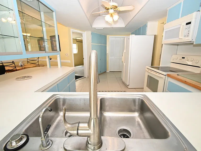 4520 Vinsetta Ave — Photo 10
