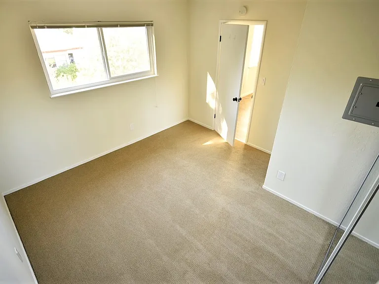 3901 Ruby St — Photo 8