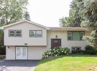 6240 Chase Ave, Downers Grove, IL 60516