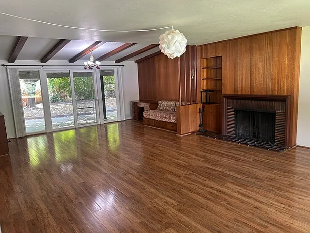 2 bed, 1720 sqft, $2,400 — Photo 3