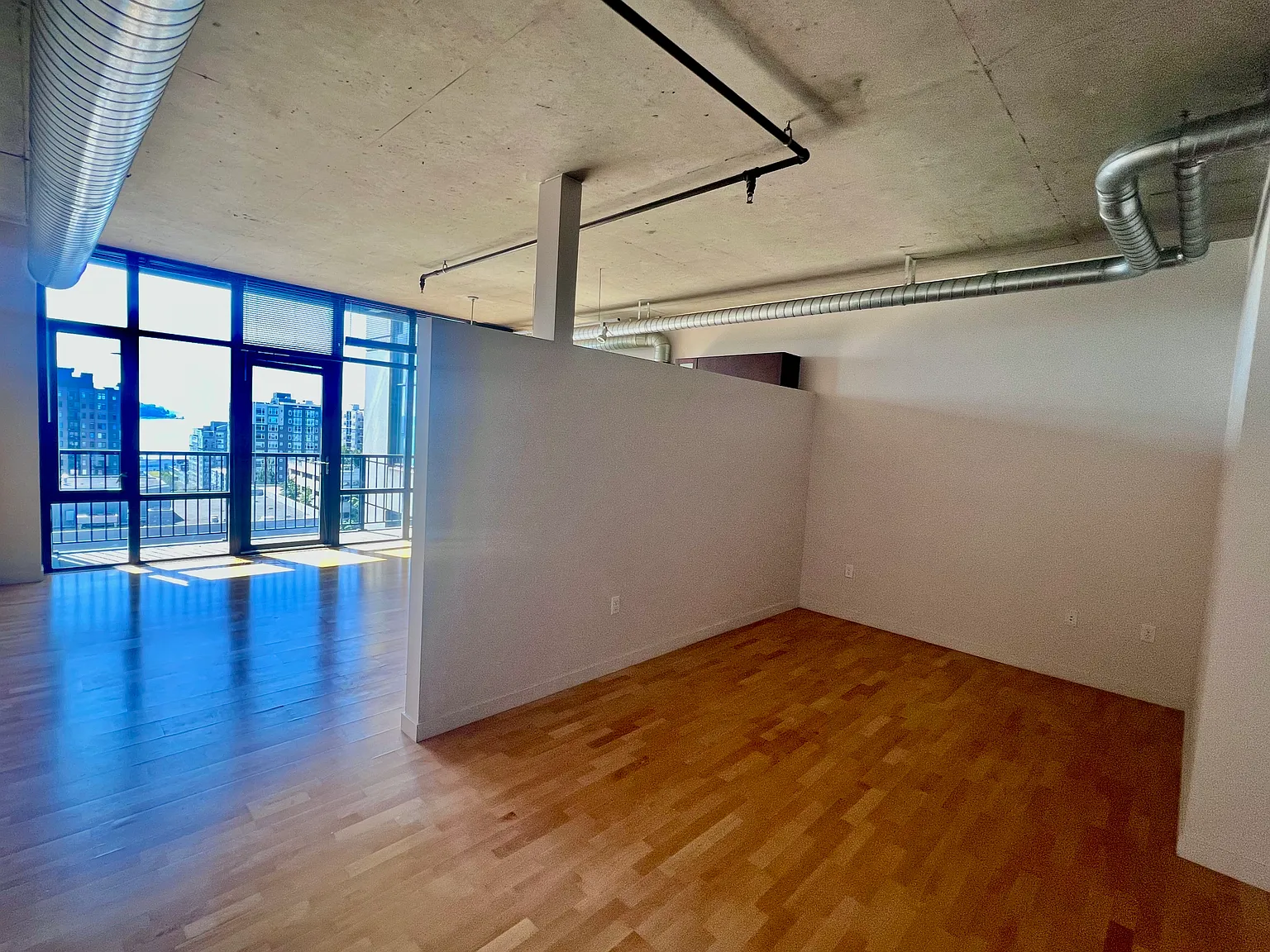 1 bed, 650 sqft, $2,600 — Photo 4