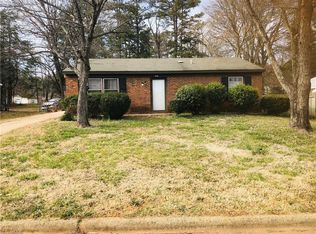 4307 Vincent St, Greensboro, NC 27405