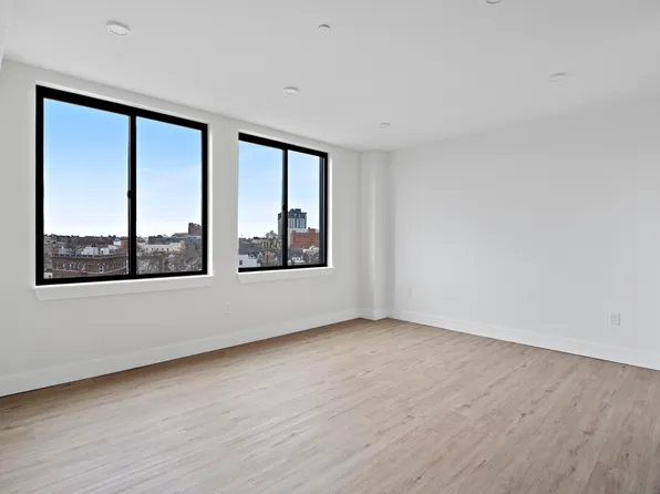 143 Summit Avenue 601 image 2 of 24