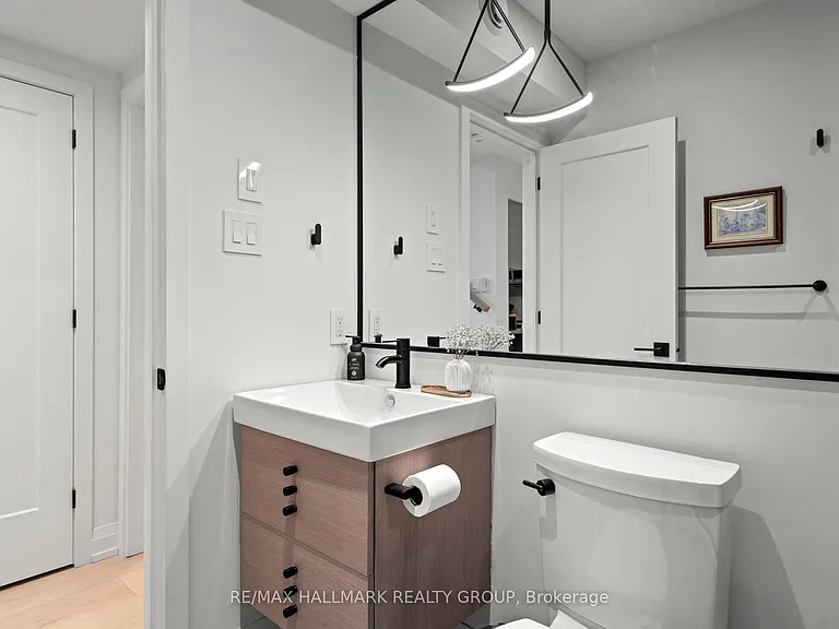 130 Glenora St #2B — Photo 20