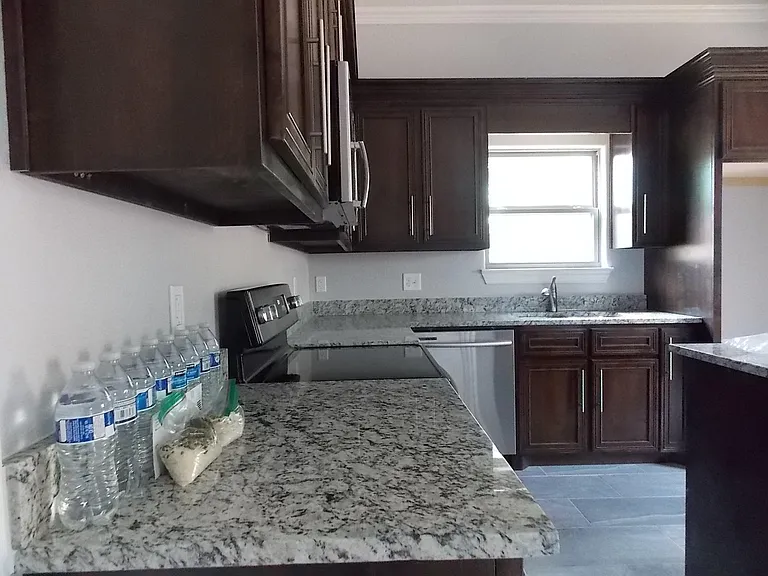 4107 Canada Dr — Photo 7