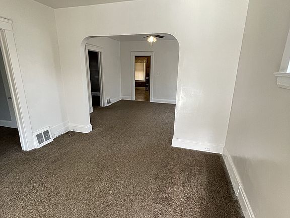 3rd image of 11705 Hamlen Ave #11707