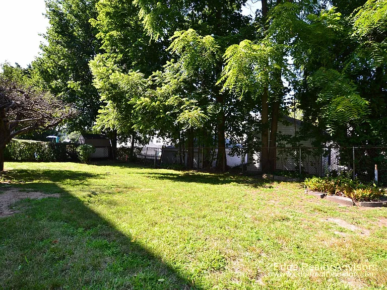 65 Bennett St #1 — Photo 6