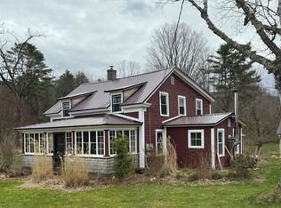 606 Main Rd, Stamford, VT 05352