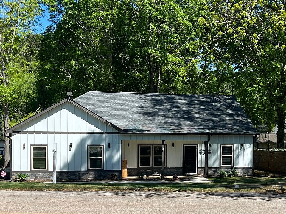 1st image of 110 Henson Dr