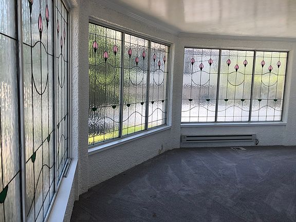 2nd image of 946 Central Ave #1A