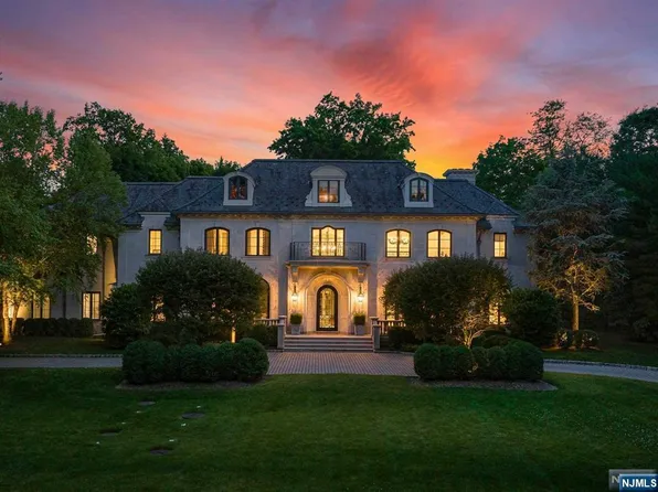 16 Dogwood Ln, Alpine, NJ 07620