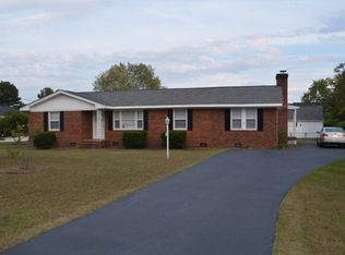 107 S Clarendon Dr, Nashville, NC 27856