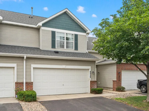 8028 Stratford Cir S, Shakopee, MN 55379