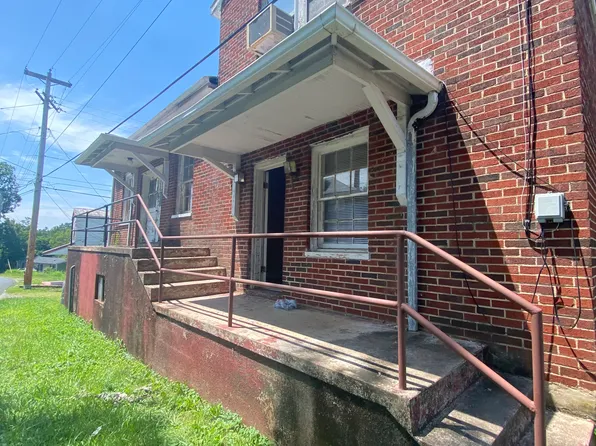 162 Depot St, Amherst, VA 24521