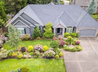 908 NE Addison Ct, Hillsboro, OR 97124
